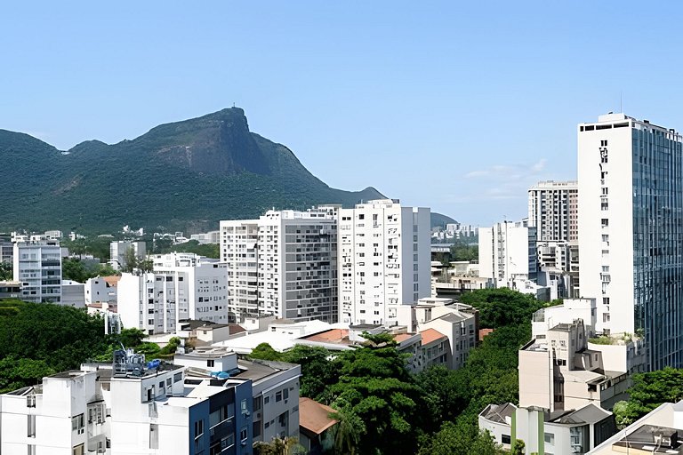 Excelente Apartamento com ótima vista no Leblon!