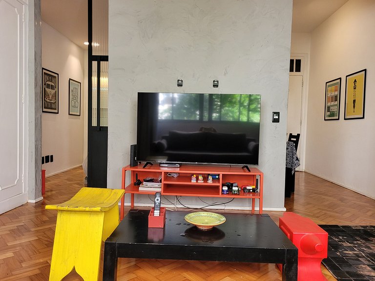 Maravilhoso Apartamento bem localizado em Copacabana