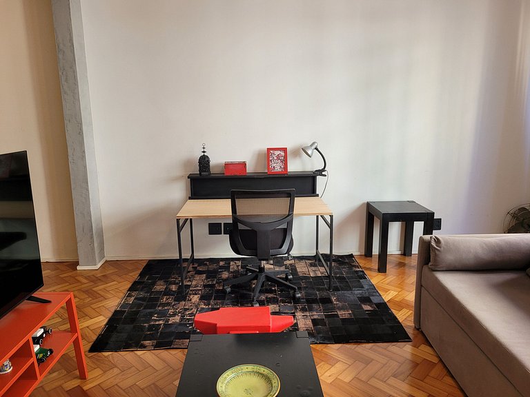 Wonderful apartment well located in Copacabana.