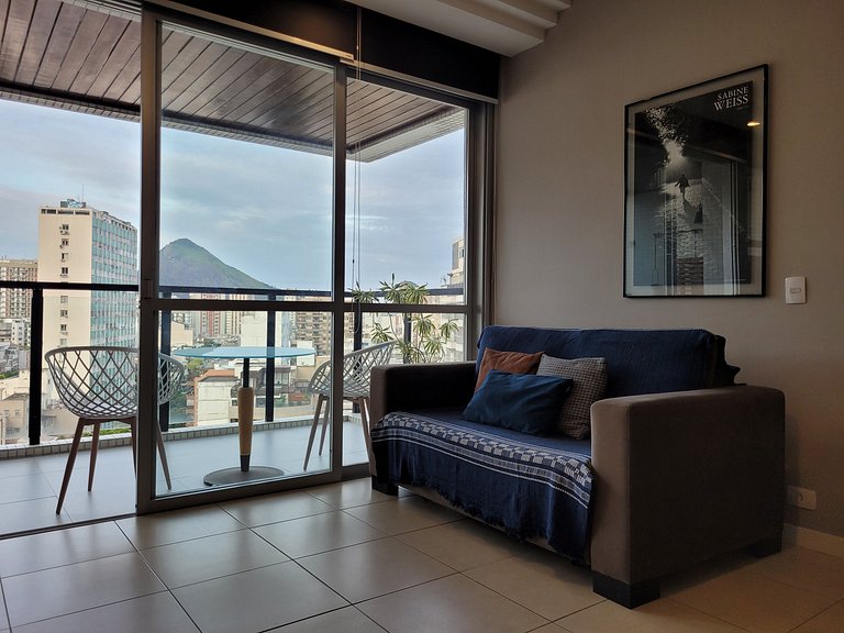 Excelente Apartamento com ótima vista no Leblon!