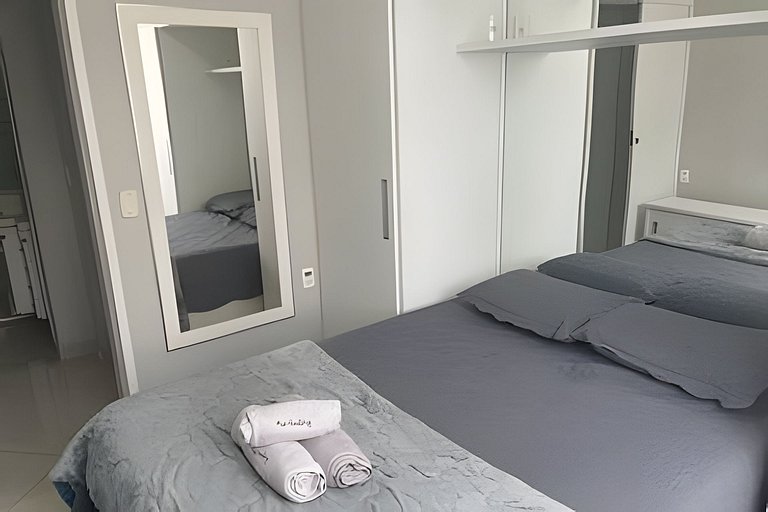 Ótimo e prático apartamento Leblon