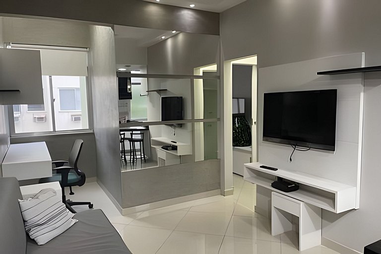 Great and practical apartment in Leblon.