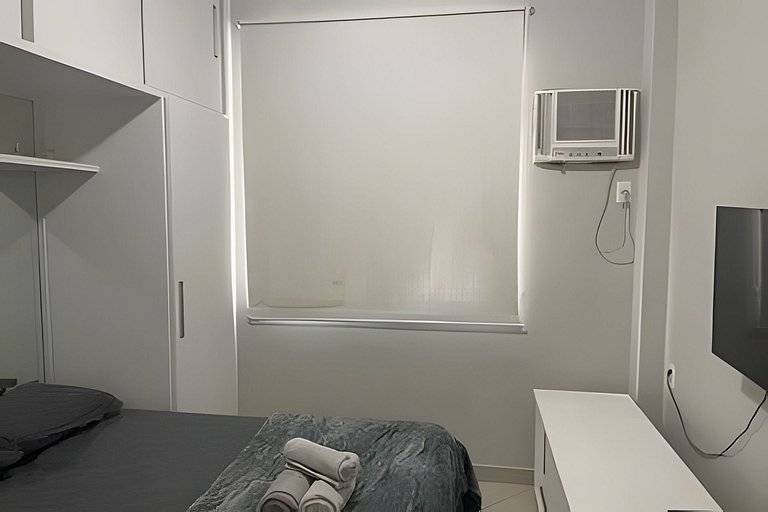 Ótimo e prático apartamento Leblon