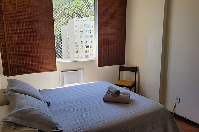 Rua Pompeu Loureiro, 107 - Copacabana