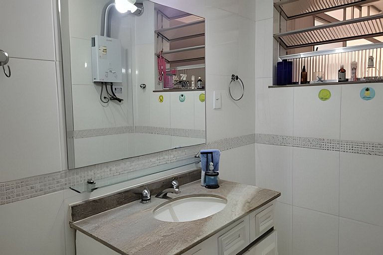 Rua Pompeu Loureiro, 107 - Copacabana