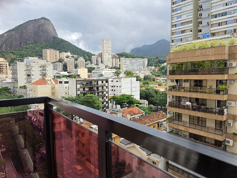 ¡En pleno corazón de Leblon, con vistas y garaje!