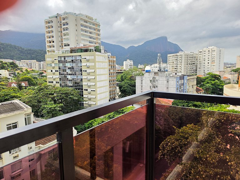 ¡En pleno corazón de Leblon, con vistas y garaje!