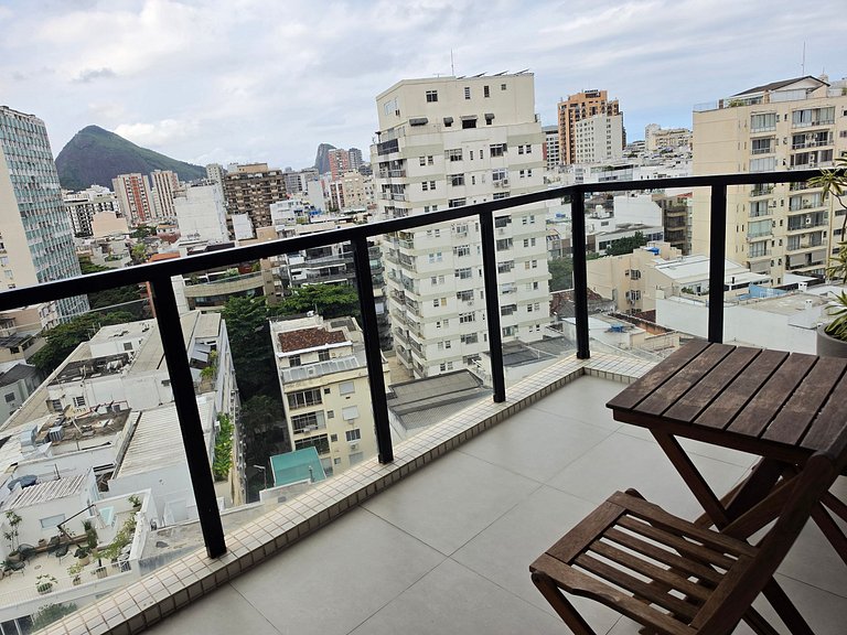 Excellent apartment with a great view in Leblon