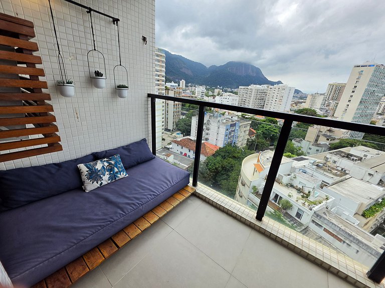 Excelente Apartamento com ótima vista no Leblon!