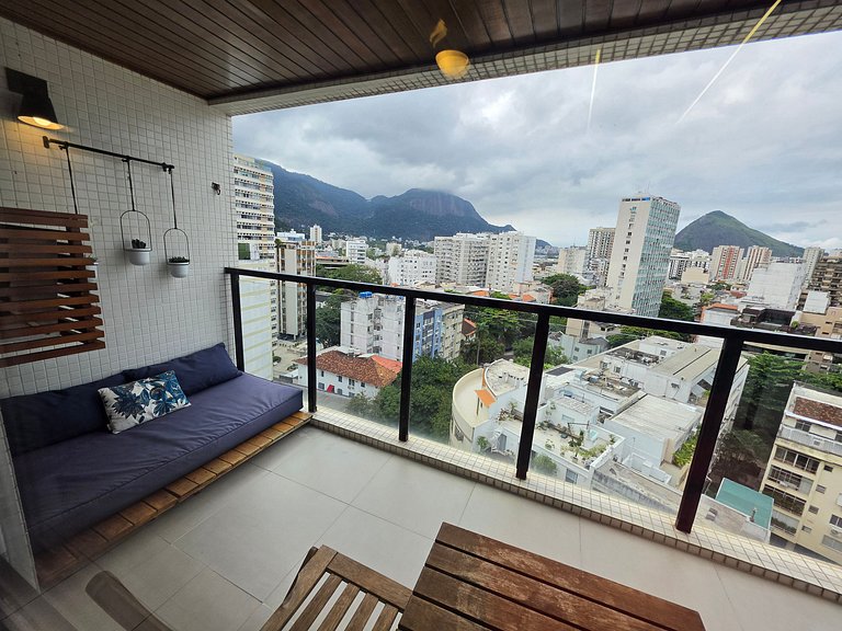 Excelente Apartamento com ótima vista no Leblon!