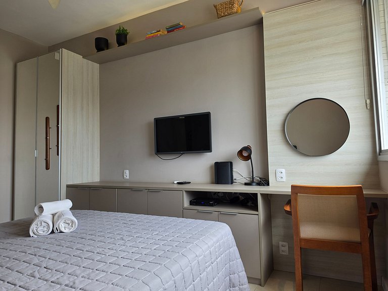 Excelente Apartamento com ótima vista no Leblon!