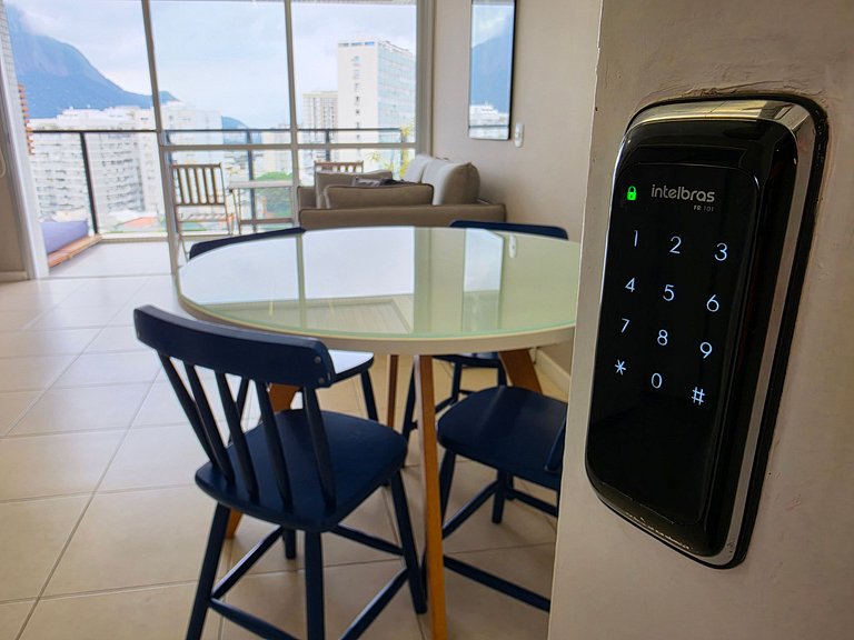 Excelente Apartamento com ótima vista no Leblon!