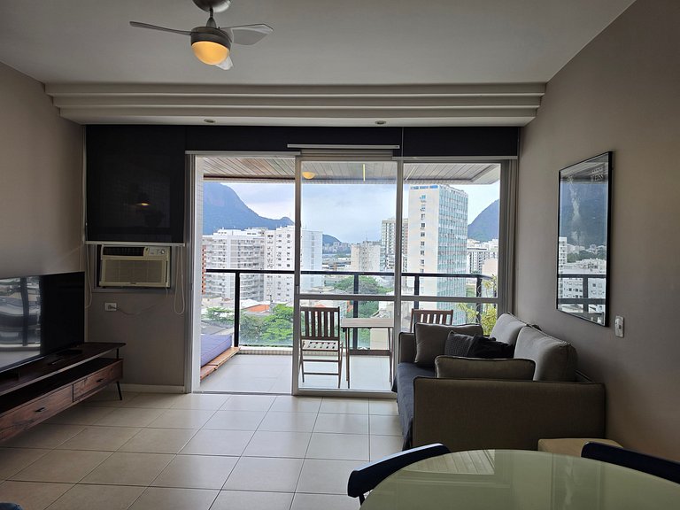 Excelente Apartamento com ótima vista no Leblon!