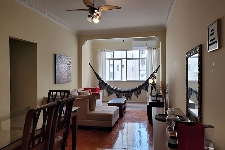 Confortável e Espaçoso Apartamento perto da Praia
