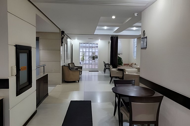 Near the Beach in Copacabana | Pool & Gym