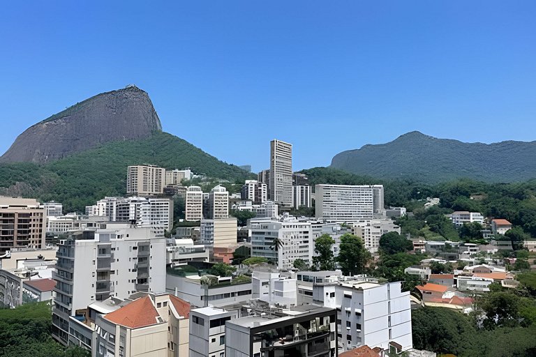 Excellent apartment in Leblon