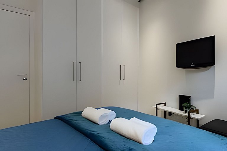 Prime Location in Copacabana | Near the Beach