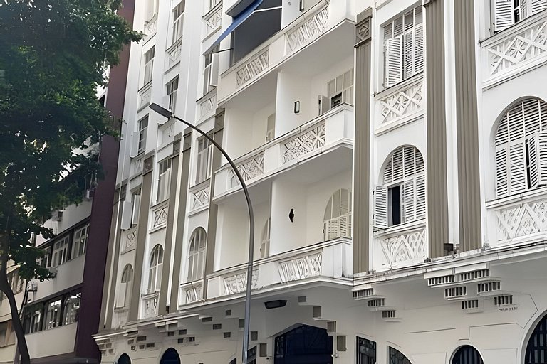 Melhor Localização em Copacabana | Perto da Praia