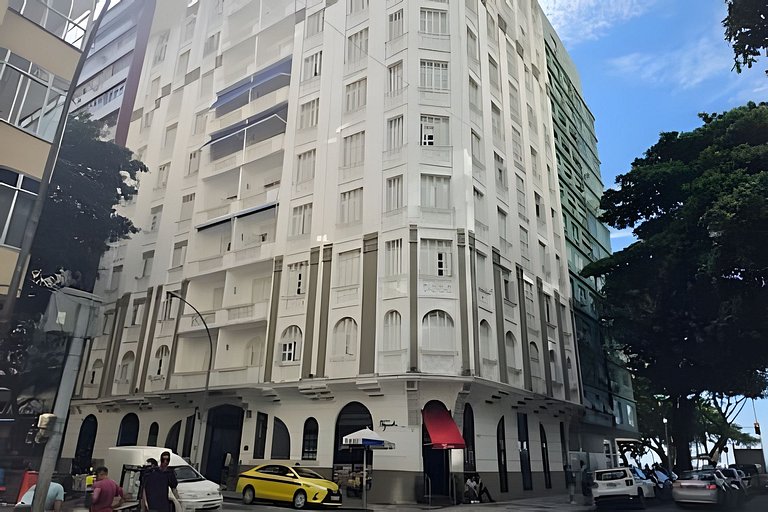 Prime Location in Copacabana | Near the Beach