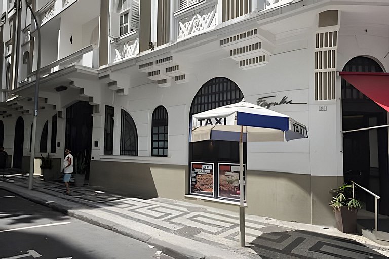 Prime Location in Copacabana | Near the Beach