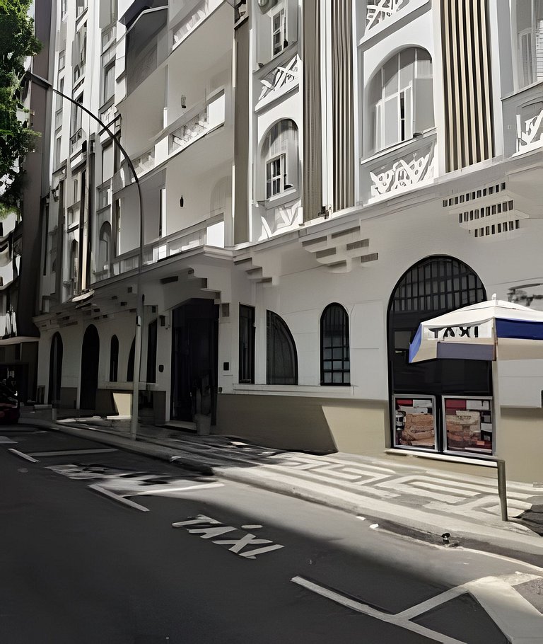 Prime Location in Copacabana | Near the Beach