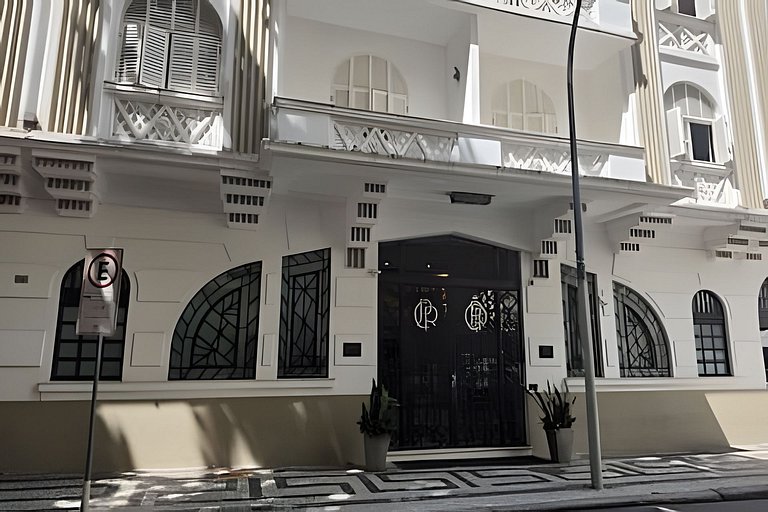 Prime Location in Copacabana | Near the Beach