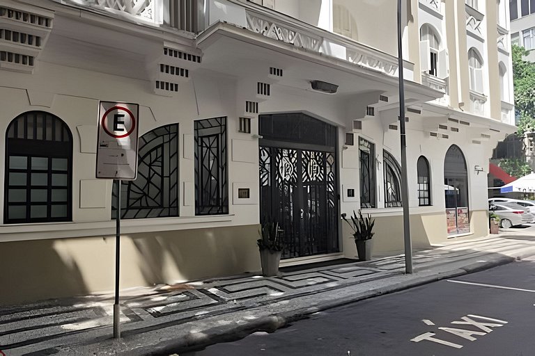 Prime Location in Copacabana | Near the Beach