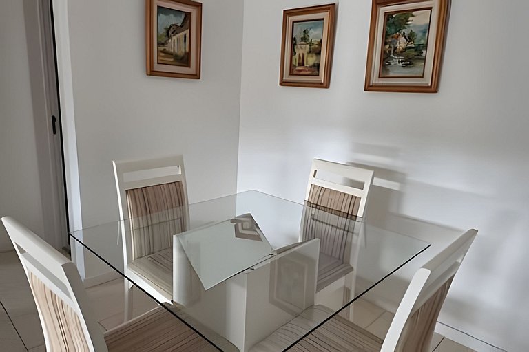 Coração do Leblon com Vista e Garagem!