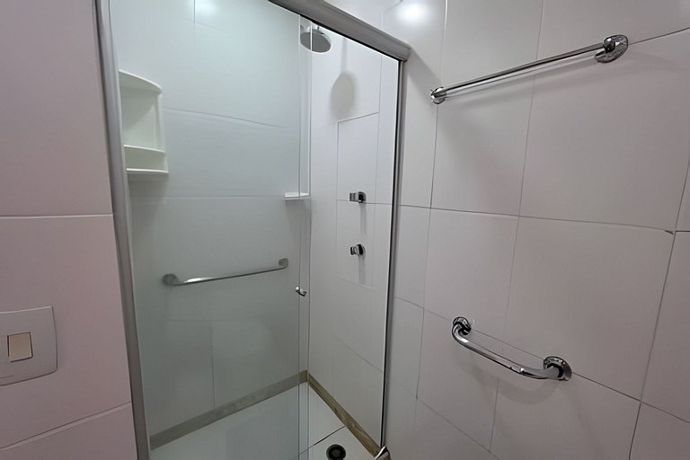 Coração do Leblon com Vista e Garagem!