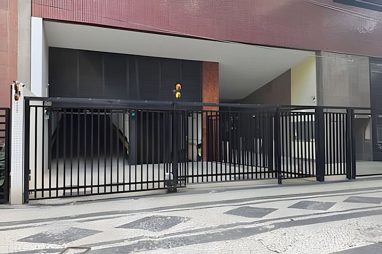 Coração do Leblon com Vista e Garagem!
