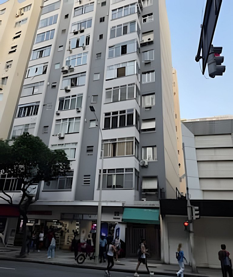 Design and Comfort in the Heart of Copacabana