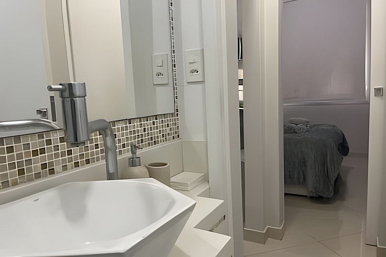 Ótimo apartamento Leblon
